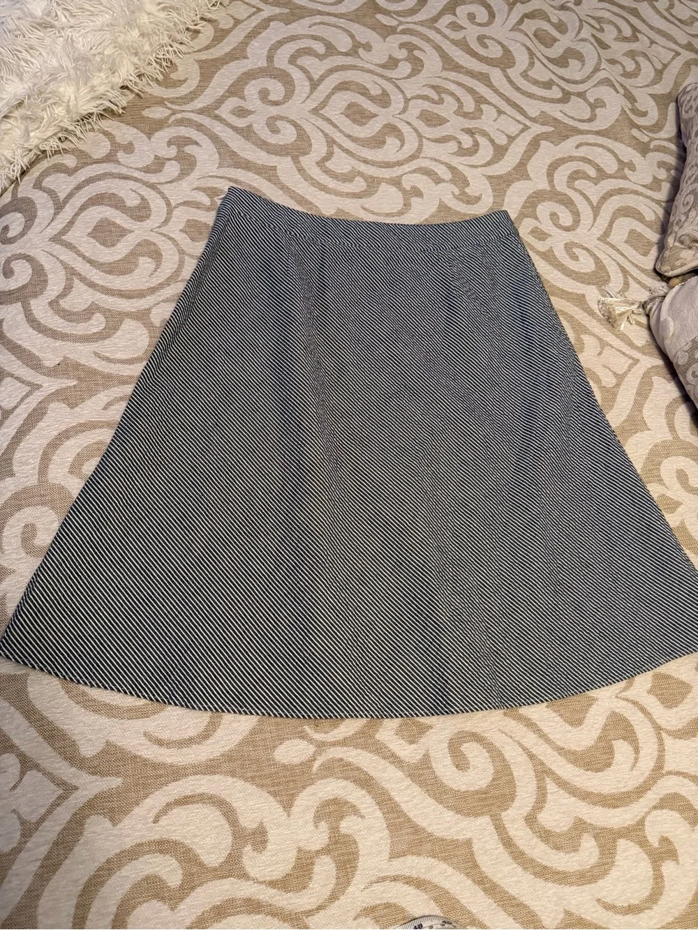 Harvé Benard Navy White Seersucker A-Line Skirt Size 10